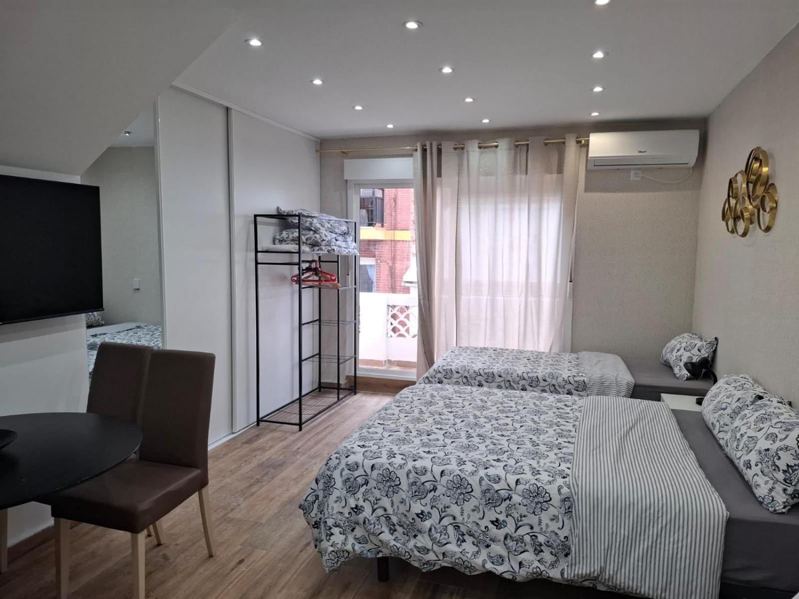Centrum F Alicante Room photo